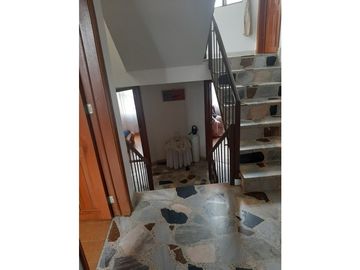 SE VENDE CASA AMPLIA SAN PABLO ZIPAQUIR