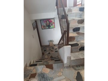 SE VENDE CASA AMPLIA SAN PABLO ZIPAQUIR
