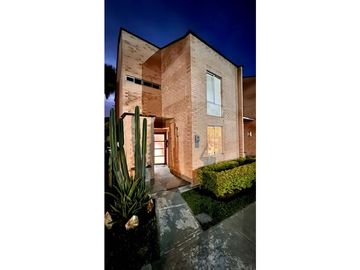 Casa Campestre Unidad Cerrada El Retiro