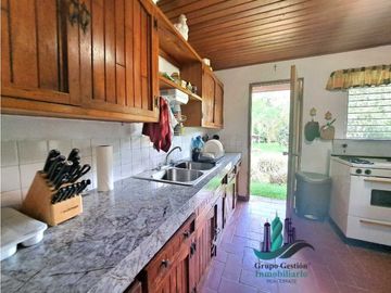 VENDO/ALQUILO CASA  2HECTAREAS EN VOLCAN