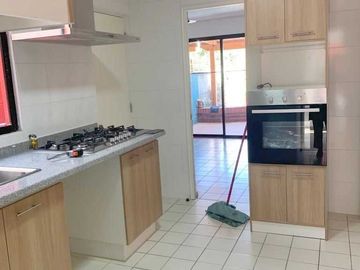 Casa en venta en PEÑALOLÉN