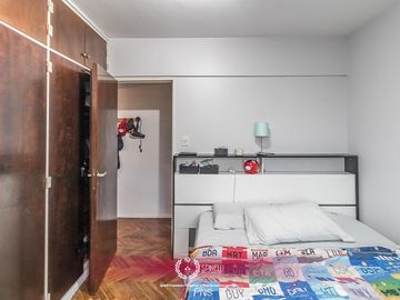 Venta departamento 2 ambientes 43M² con balcón al frente en Boedo con renta asegurada apto crédito