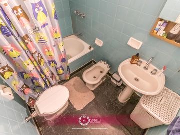 Venta departamento 2 ambientes 43M² con balcón al frente en Boedo con renta asegurada apto crédito