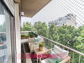 Venta departamento 2 ambientes 43M² con balcón al frente en Boedo con renta asegurada apto crédito