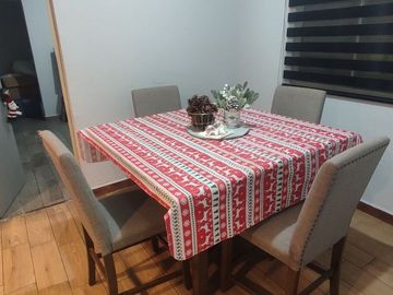 SE VENDE casa en esquina en Fracc. El Campanario