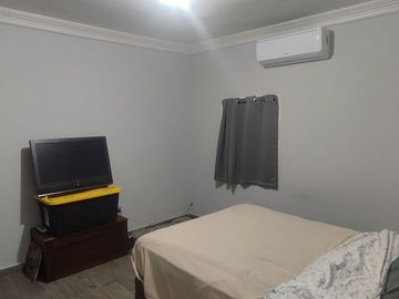 SE VENDE casa en esquina en Fracc. El Campanario