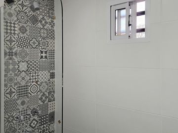 2 casas a estrenar en Lobos, Bs As