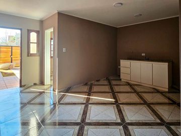 2 casas a estrenar en Lobos, Bs As