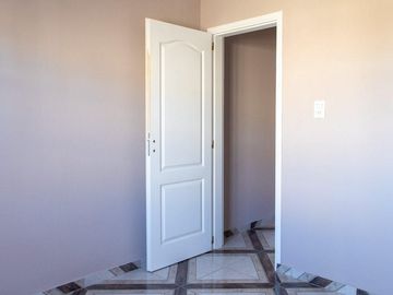 2 casas a estrenar en Lobos, Bs As