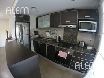 Departamento 2 ambientes Pellegrini 228