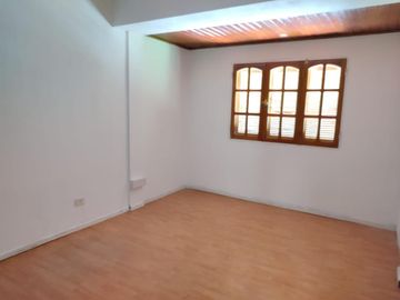 Casa - Santa Genoveva