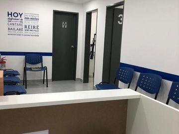 Oficina - El Trébol - Local Comercial - Desarrollo Comercial - Ezeiza -