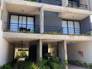 AMPLIO AMBIENTE A ESTRENAR