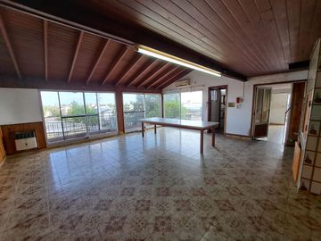 EXCELENTE OPORTUNIDAD Casa 6 Ambientes - Rodolfo Lopez- Quilmes