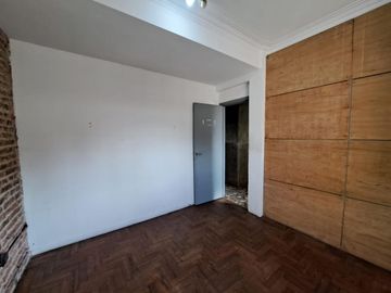 EXCELENTE OPORTUNIDAD Casa 6 Ambientes - Rodolfo Lopez- Quilmes
