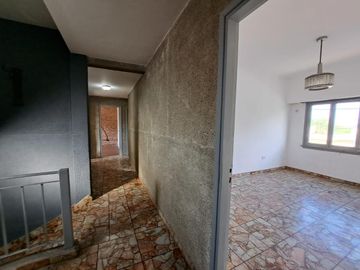 EXCELENTE OPORTUNIDAD Casa 6 Ambientes - Rodolfo Lopez- Quilmes