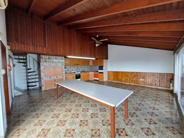 EXCELENTE OPORTUNIDAD Casa 6 Ambientes - Rodolfo Lopez- Quilmes