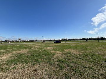Lote a la Laguna en Los Puentes - Nordelta