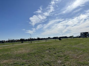 Lote a la Laguna en Los Puentes - Nordelta