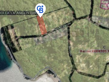VENTA Casa 250m2 cubiertos en lote de 3.270m2 Barrio en la zona del Puerto Villa la Angostura