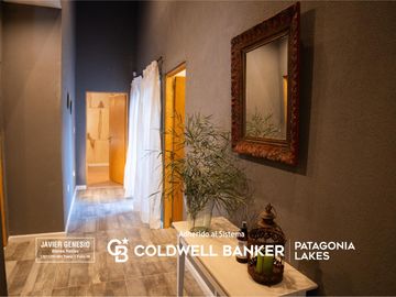 VENTA Casa 250m2 cubiertos en lote de 3.270m2 Barrio en la zona del Puerto Villa la Angostura