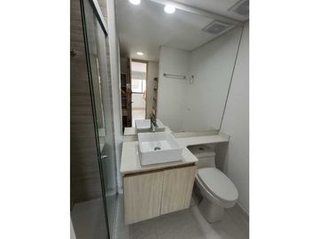 SE VENDE AMPLIO APARTAMENTO EN MARINILLA