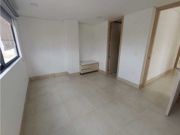 SE VENDE AMPLIO APARTAMENTO EN MARINILLA