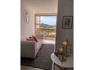 APARTAMENTO AMOBLADO EN VENTA EN GUATAPE