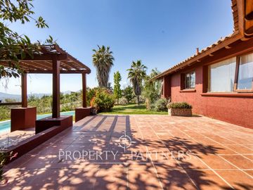 Gran y espectacular Casa en venta, Arboretum - Peñalolén
