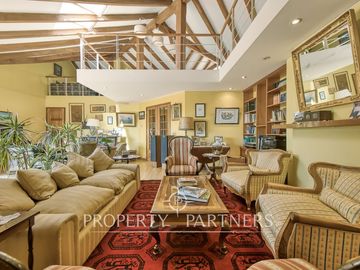 Gran y espectacular Casa en venta, Arboretum - Peñalolén