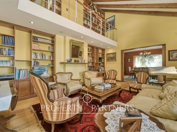 Gran y espectacular Casa en venta, Arboretum - Peñalolén