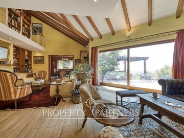 Gran y espectacular Casa en venta, Arboretum - Peñalolén