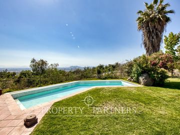 Gran y espectacular Casa en venta, Arboretum - Peñalolén