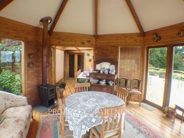 Linda casa con vista al lago cerca de Futrono