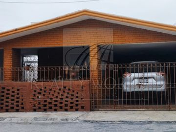 Casas Venta San Nicolás de los Garza  69-CV-2825