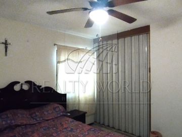 Casas Venta San Nicolás de los Garza  69-CV-2825