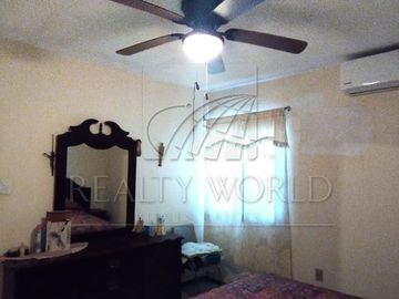 Casas Venta San Nicolás de los Garza  69-CV-2825