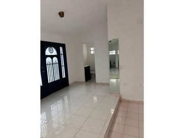 CASA EN VENTA CUMBRES 3ER. SECTOR