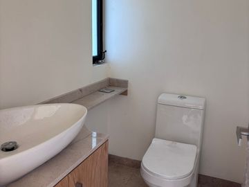 Venta de casa en Privada Reserva Santa Fe, Valle de Juriquilla