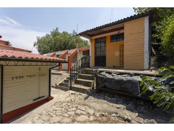 Guayllabamba, Terreno en Venta, 8404m2, 2 Pisos, Cos 100%