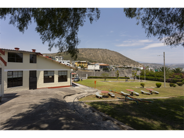 Guayllabamba, Terreno en Venta, 8404m2, 2 Pisos, Cos 100%