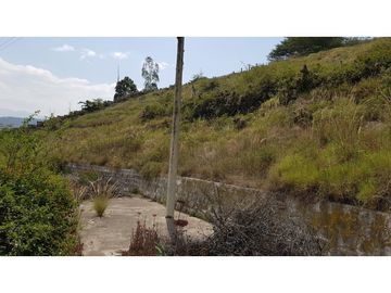 Guayllabamba, Terreno en Venta, 8404m2, 2 Pisos, Cos 100%