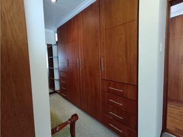 Lomas de Monteserrín, Departamento en Venta, 188m2, 3 Habitaciones