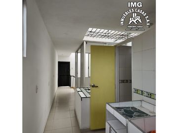 ref 951a brisas de los álamos/cali/vendo casa