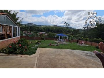 ref 955a pavas/vendo casa campestre