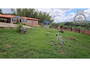 ref 955a pavas/vendo casa campestre