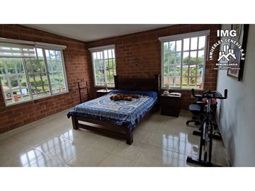 ref 955a pavas/vendo casa campestre