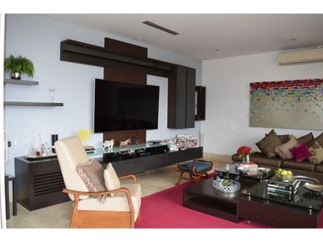 SE VENDE CASA  LINDA EN LAGOS DEL CAUJARAL
