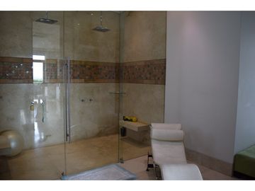SE VENDE CASA  LINDA EN LAGOS DEL CAUJARAL