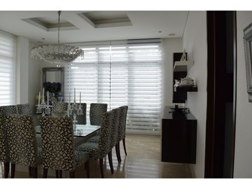 SE VENDE CASA  LINDA EN LAGOS DEL CAUJARAL